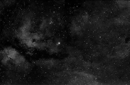 IC1318, 2015-8-4, 46x300sec, APO65Q, H-alpha 7nm, QHY8.jpg